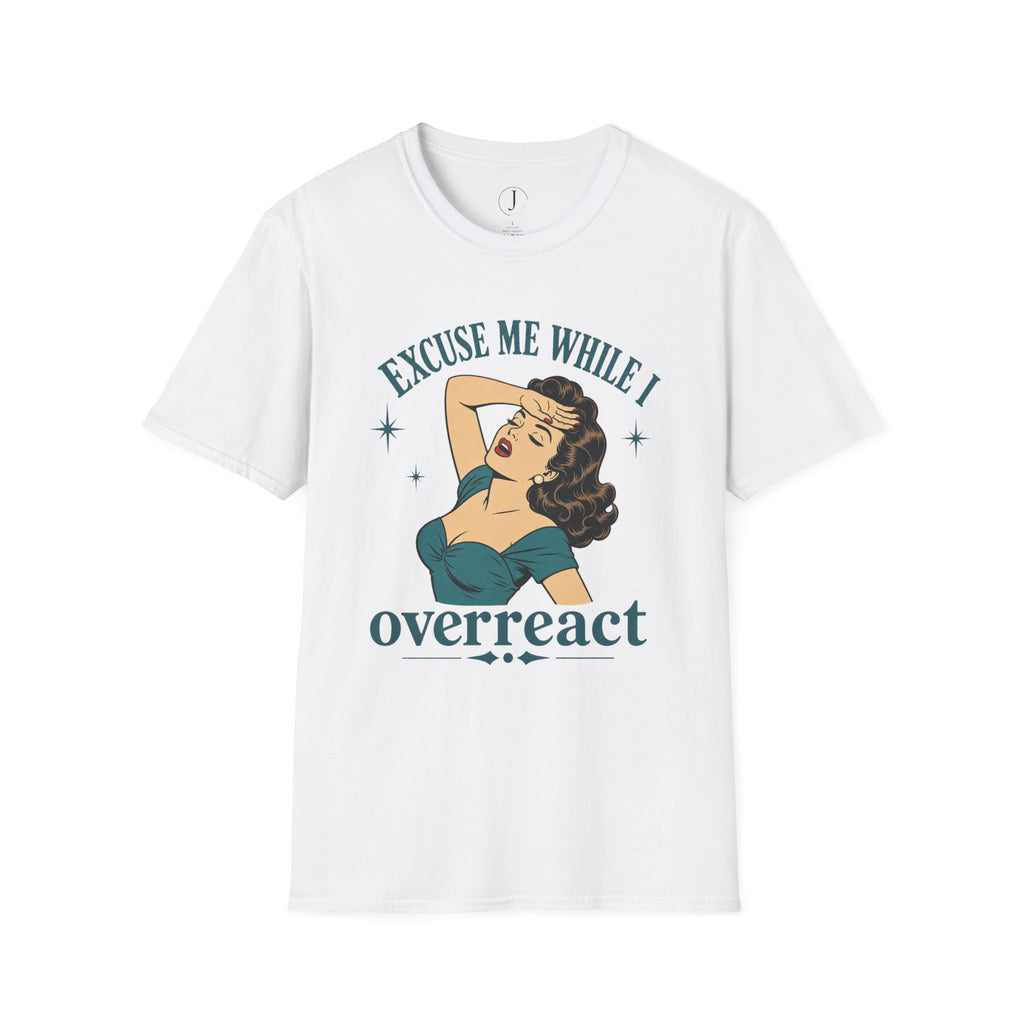 Funny Kitchen Shirt – “Don’t Worry Dinner” Retro Graphic Tee